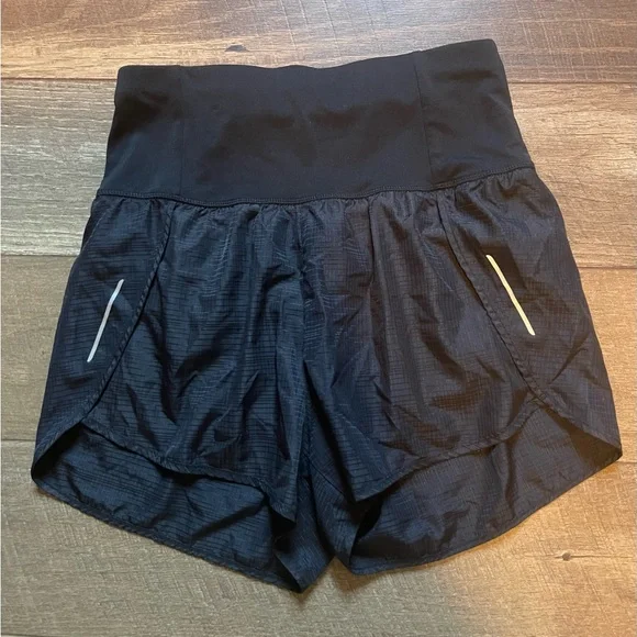 all in motion Women’s Sz S Athletic Shorts - Picture 1 of 4